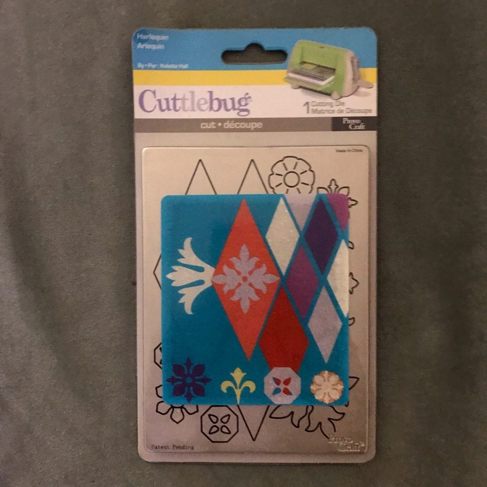 Cuttlebug A2  harlequin diamond and flowers cutting die